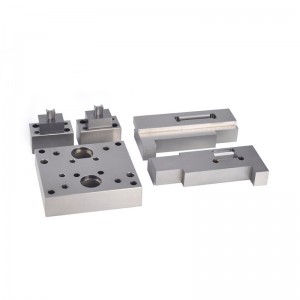 Nieuwe aangepaste CNC-draaiende delen / aluminium CNC-draaiende delen